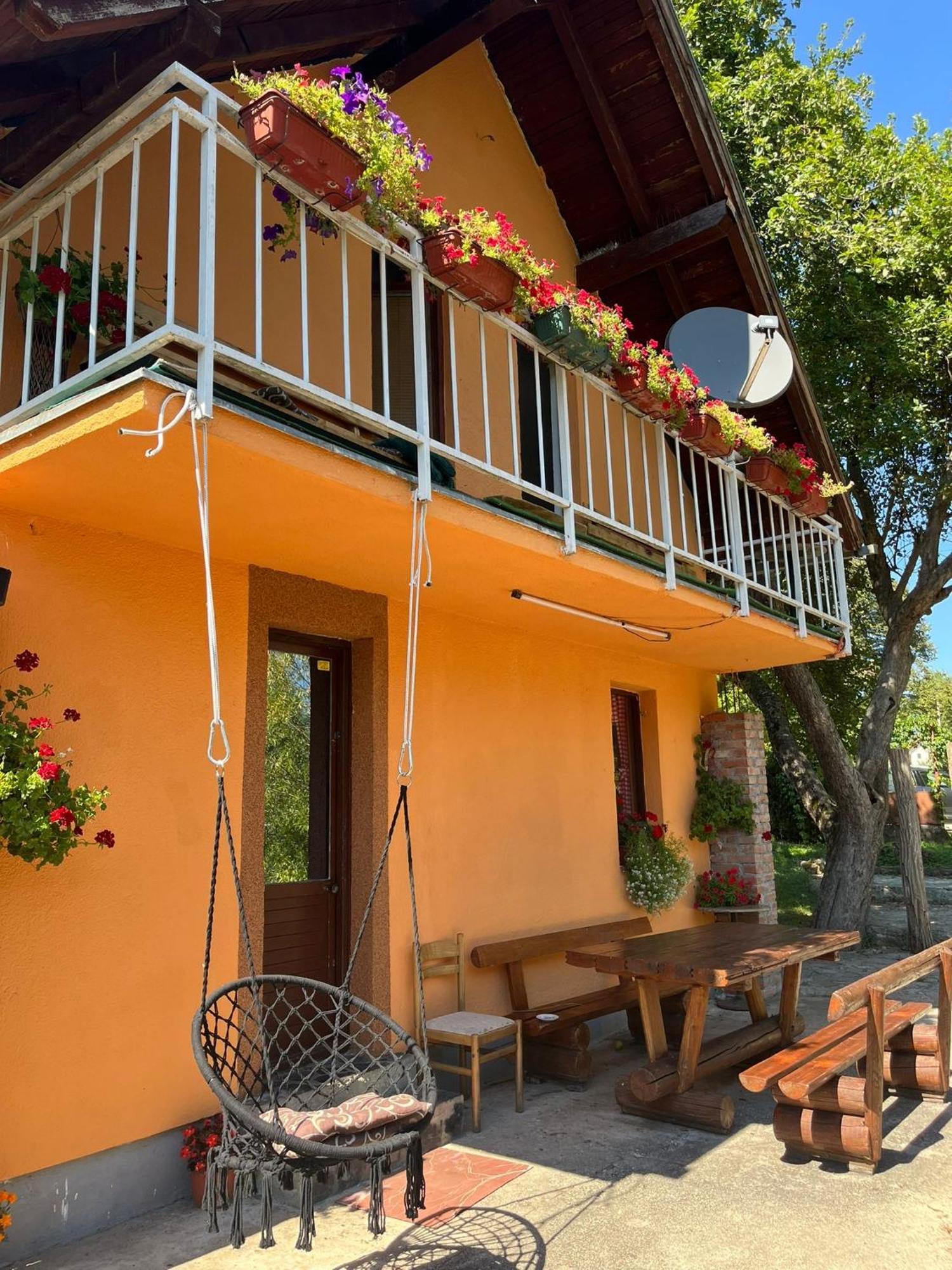 Bed And Breakfast Family Djukic Sipovo Exterior foto